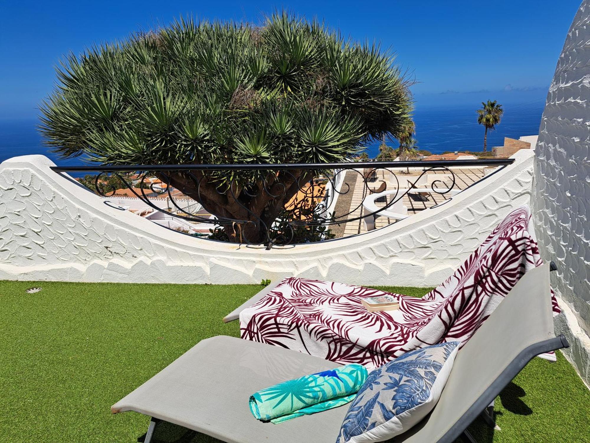 Sunny Tenerife Apartment - Ocean Views タコロンテ エクステリア 写真